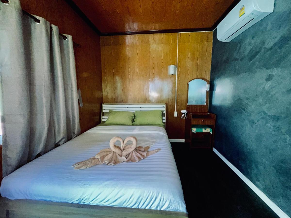 Suan Nai Kokut Resort Ko Kut Exteriör bild