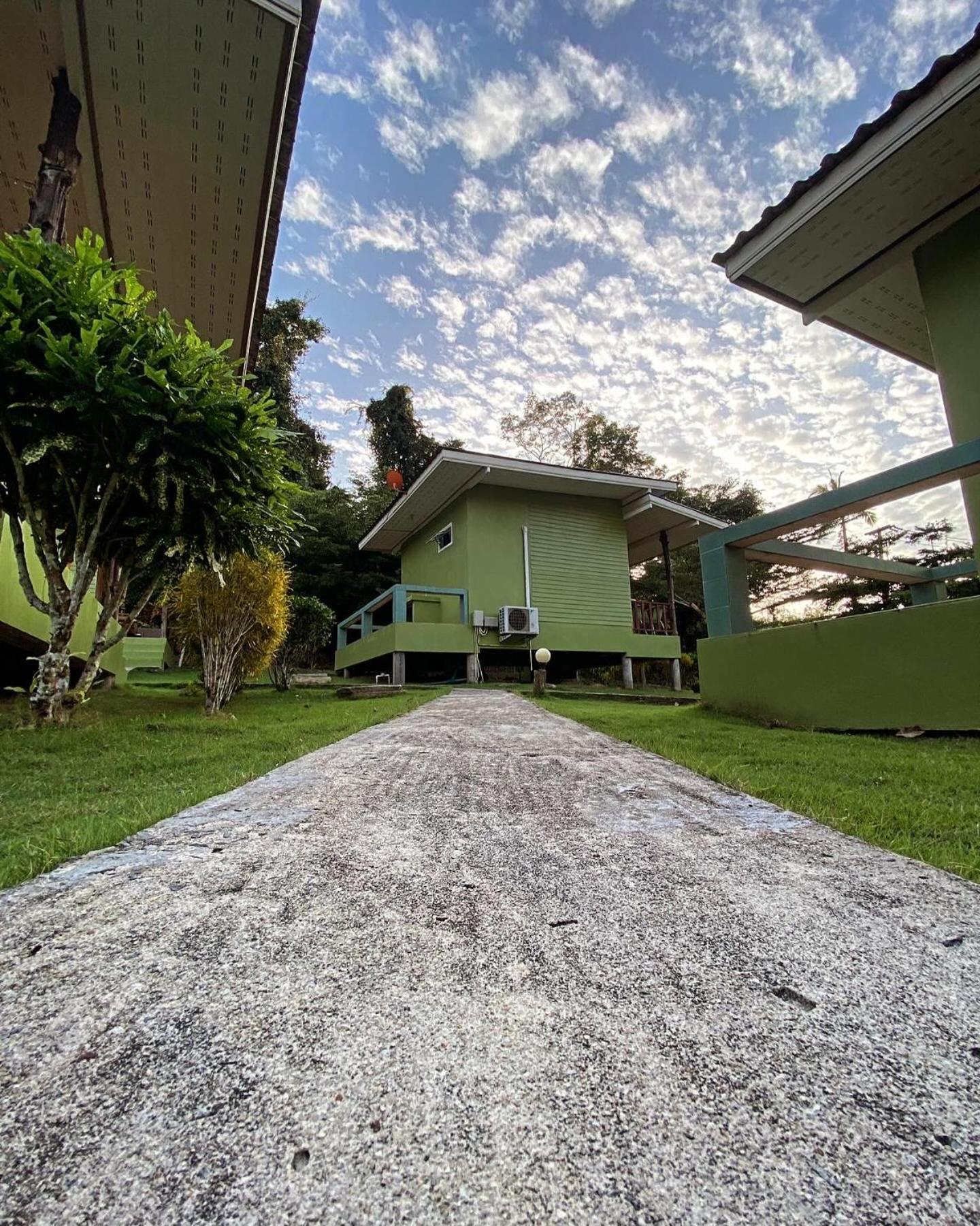Suan Nai Kokut Resort Ko Kut Exteriör bild