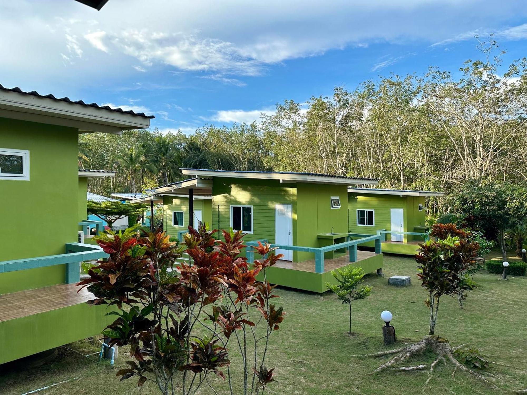 Suan Nai Kokut Resort Ko Kut Exteriör bild