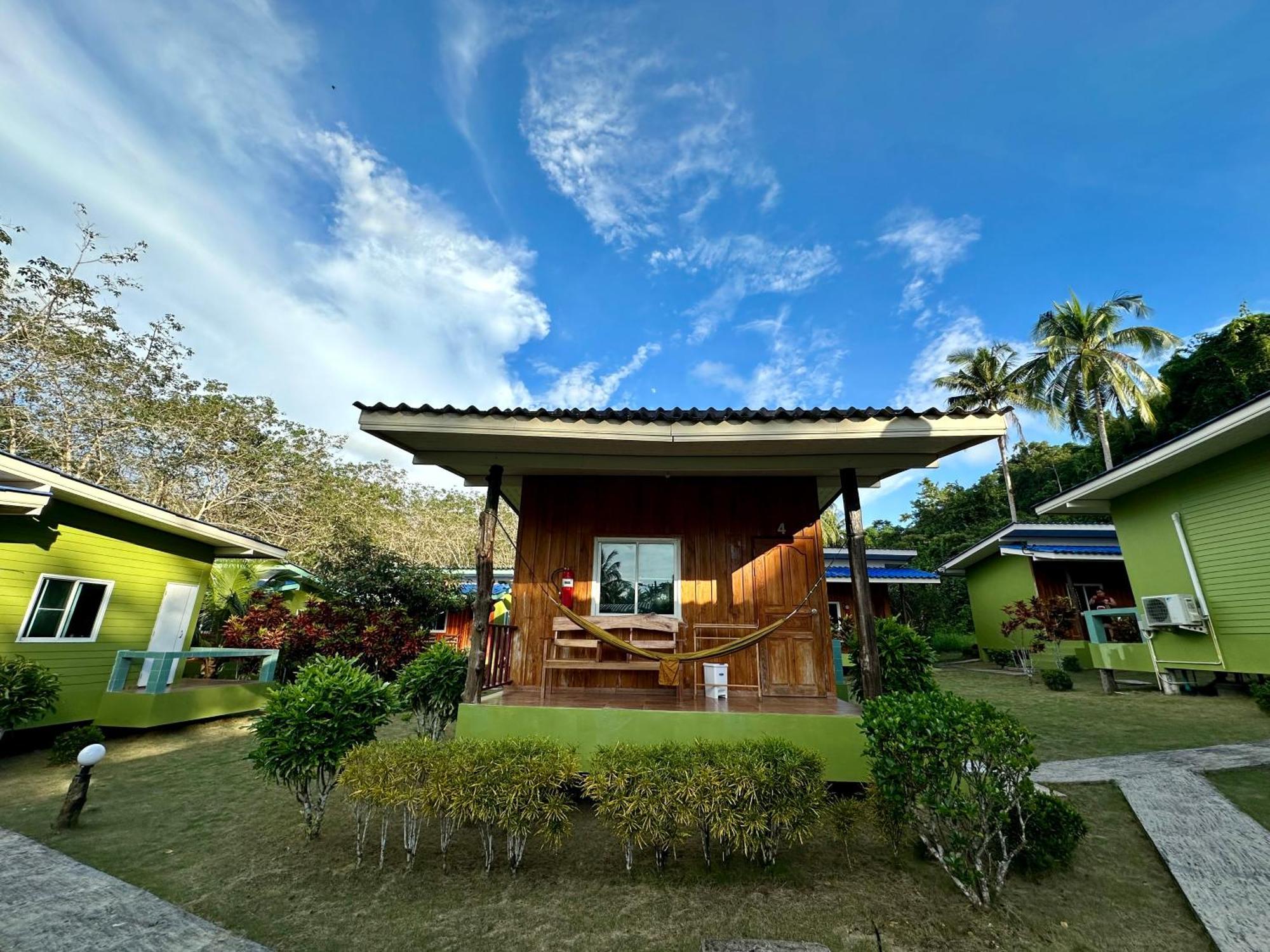 Suan Nai Kokut Resort Ko Kut Exteriör bild