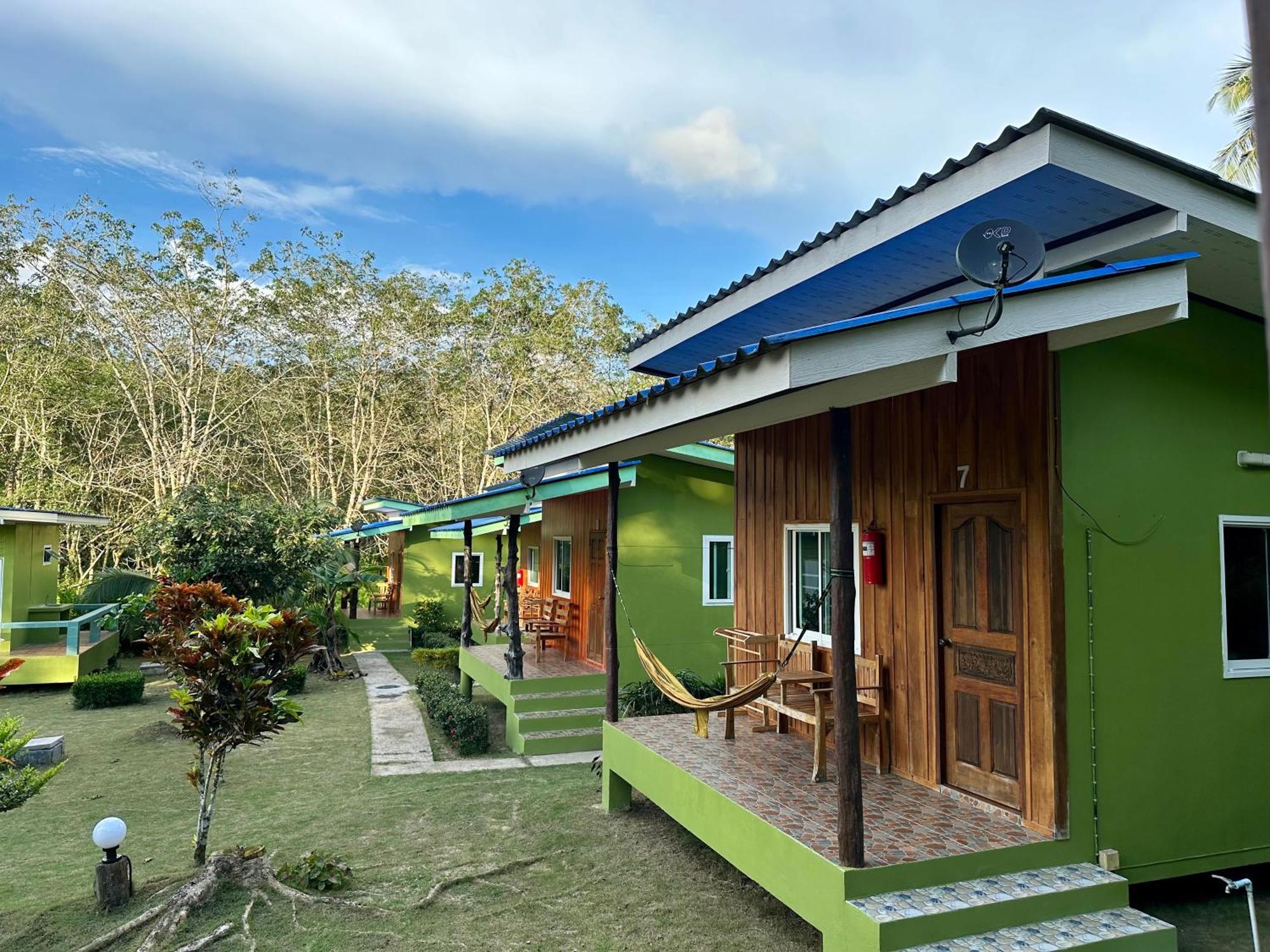 Suan Nai Kokut Resort Ko Kut Exteriör bild